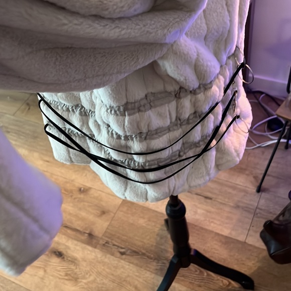 CF Goldman Faux Fur Jacket - Picture 5 of 13